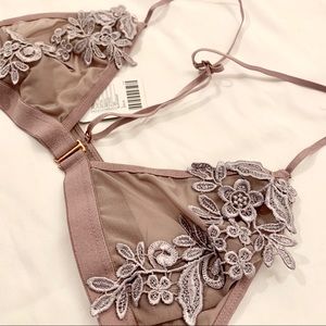 Urban outfitters lilac bralette size large